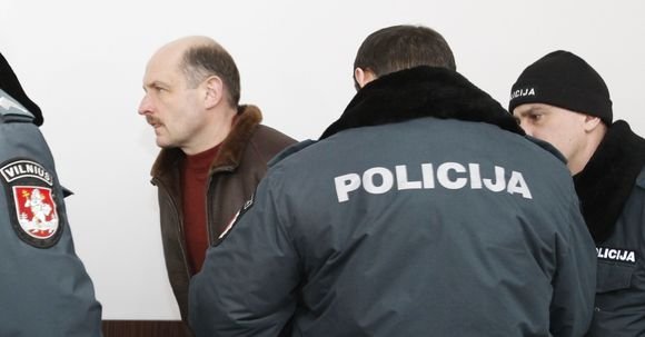 Artūras Skikas paleistas teismo salėje.