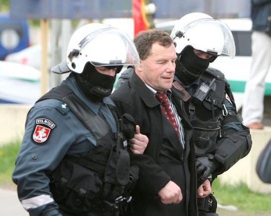 Kazimieras Uoka buvo trumpam sulaikytas per seksualinių mažumų eitynes.