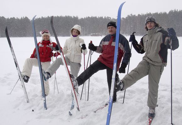 Irmanto Gelūno/15min.lt nuotr./Šimtai vilniečių pirmąjį 2011 metų sekmadienį stojo ant slidžių
