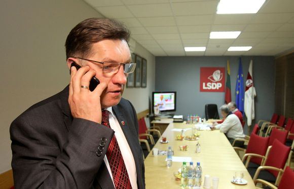 A.Butkevičiaus vadovaujama opozicija rengia interpeliacijų dūrius Vyriausybei.