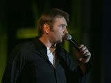 Irmanto Gelūno/15min.lt nuotr./Festivalyje varžėsi trys pirotechnikoų komandos i&scaron; užsienio, pasirodymą surengė ir lietuvių fekerverkų įmonė &bdquo;Blikas&ldquo;. Garsiausias savo dainas renginyje atliko M.Mikutavičius.