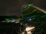 Irmanto Gelūno/15min.lt nuotr./Festivalyje varžėsi trys pirotechnikoų komandos i&scaron; užsienio, pasirodymą surengė ir lietuvių fekerverkų įmonė &bdquo;Blikas&ldquo;. Garsiausias savo dainas renginyje atliko M.Mikutavičius.