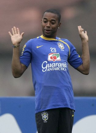 Robinho ieško naujos darbovietės