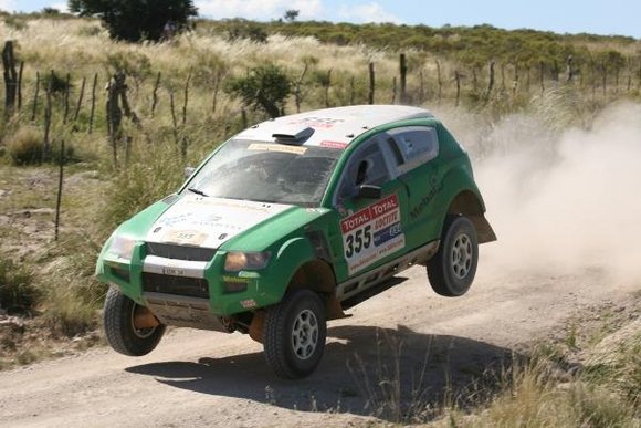 „Silk Way 2009“ ralyje startuos ir lietuvių ekipažas