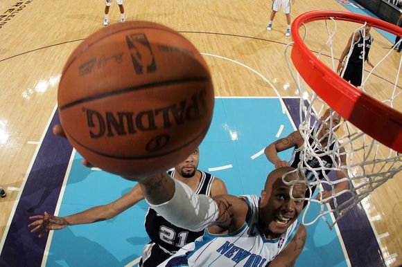 Naujojo Orleano komanda nesugebėjo įveikti „Spurs“