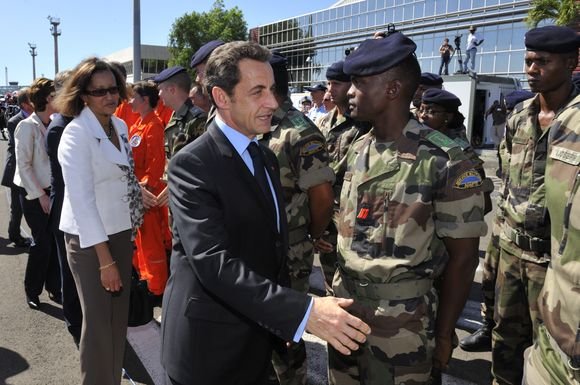 N.Sarkozy susitikęs su kariškiais, dalyvavusiais gelbėjimo darbuose Haityje