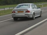 Įtartinus veikėjus su BMW fotografai privertė sprukti 