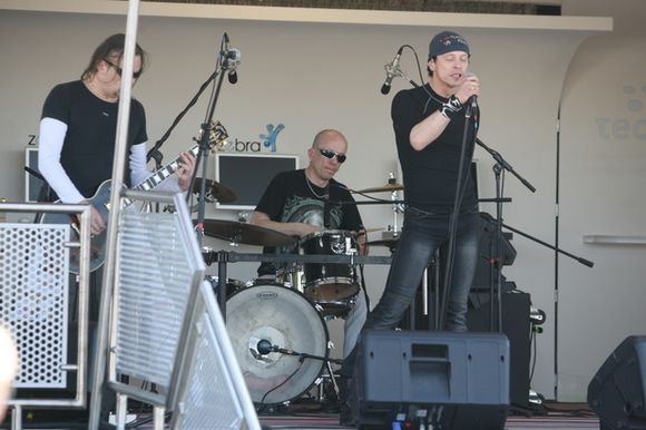 Grupė „Rebelheart“
