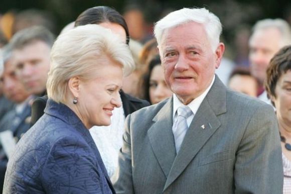D.Grybauskaitė neturi to stipraus atlanticizmo jausmo, kurį turėjo prezidentas V.Adamkus, mano E.Lucasas.