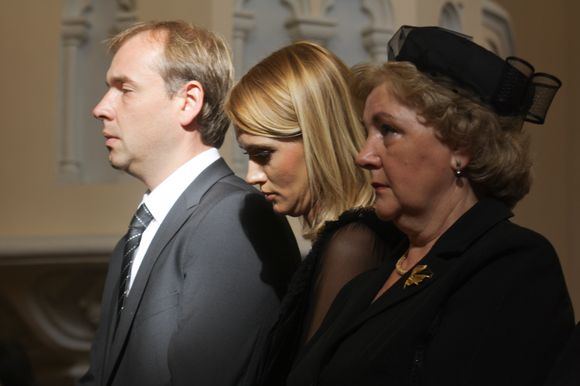K.Brazauskienė su sūnumi