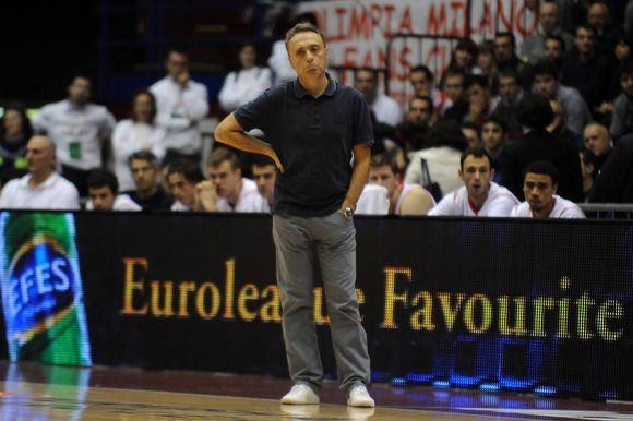 Žymė Milano „Armani Jeans“