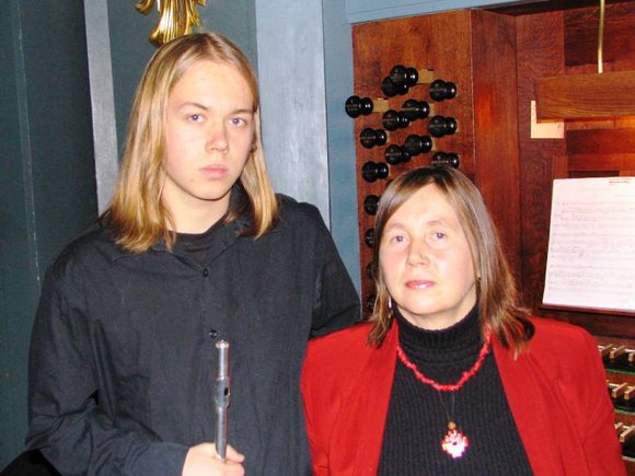 Jūratė Landsbergytė su sūnumi fleitinininku Vytautu Oškiniu.
