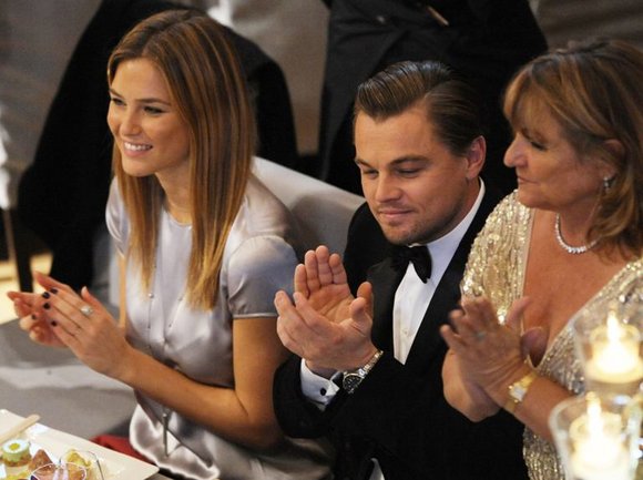 Bar Refaeli, Leonardo DiCaprio ir aktoriaus motina.