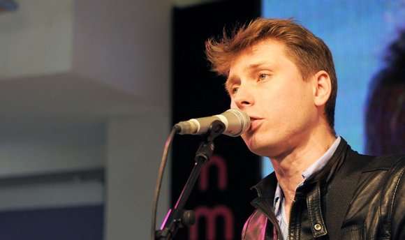 „Franz Ferdinand“ vokalistas Alexas Kapranosas