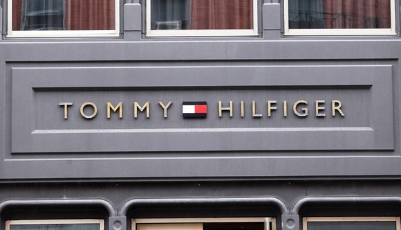 „Tommy Hilfiger“ parduotuvė
