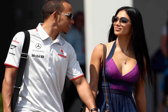 Nicole Scherzinger ir Lewisas Hamiltonas