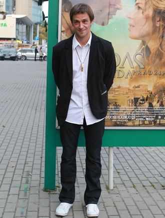 Filmo „Tadas Blinda. Pradžia“ režisierius Donatas Ulvydas nutarė per premjerą išvengti oficialios aprangos.