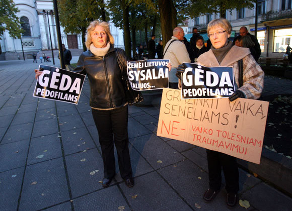 Drąsiaus Kedžio artimieji baiminasi, kad po skrodimo Vilniuje tikros išvados apie Drąsiaus mirtį niekada nebus paskelbtos viešai.