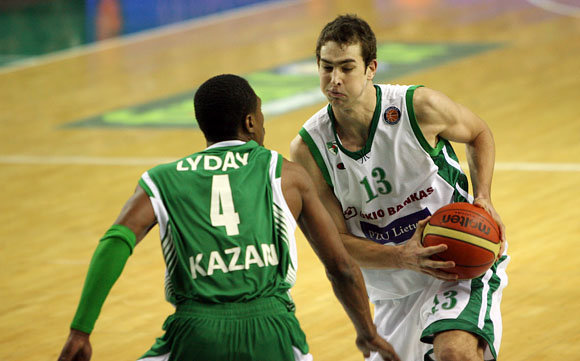 M.Delašas (dešinėje) „Cibona“ klube tikisi patobulėti.