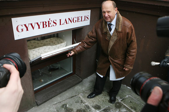 Gyvybės langelyje Kauno P.Mažylio gimdymo namuose paliktas pirmasis kūdikis