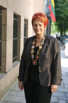 Daugiau nei pusantrų metų apskrities viršininkės pareigas ėjusi O.Balžekienė teigė nuo Kauno regiono reikalų neatitrūksianti ir dirbdama premjero komandoje.
