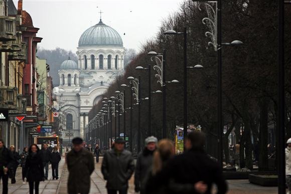 Vienas iš akcijos dalyvių ironiškai pastebėjo, jog vienas iš lietuviškiausiu šalies miestu tituluojamo Kauno simbolių – rusiškas soboras.