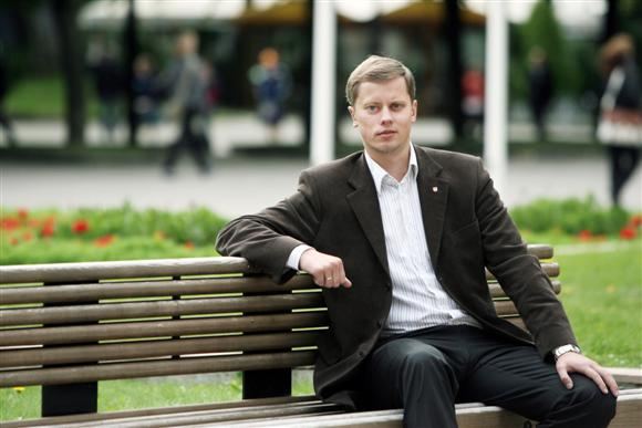 Anot A.Kupčinsko, priešrinkiminis laikas visuomet kelia daugiausia aistrų, kurios neretai ir  prasiveržia. „Iš aistrų kyla daugiau ginčų, daugiau santykių aiškinimosi, o ne produktyvaus darbo“, – teigė meras.