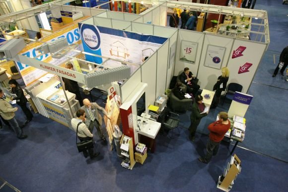 Anksčiau parodos buvo organizuojamos buvusioje ledo arenoje.