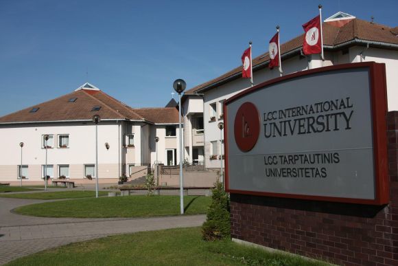 Žymė LCC tarptautinis universitetas