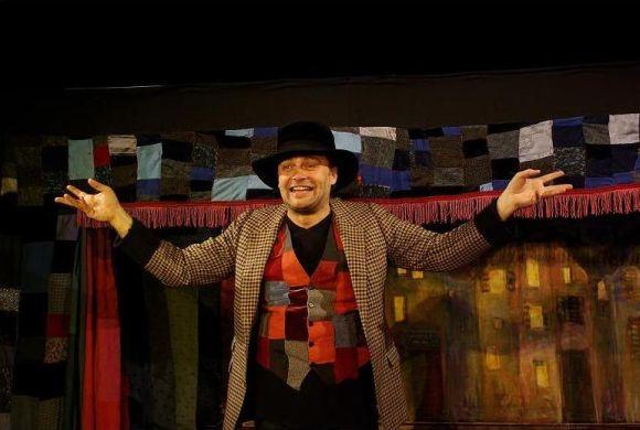 Rusų teatras Klaipėdoje viešės antradienį.