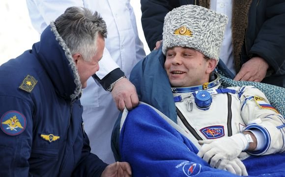 Kapsulė, į Žemę atgabenusi astronautus nusileido numatytoje vietoje