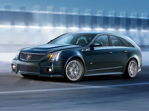 „Cadillac CTS Sport Wagon“ – šeimos automobilis su 556 AG