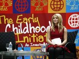 Atlikėja Shakira rūpinsis skurstančiais vaikais