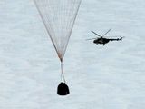Iš Tarptautinės kosminės stoties sugrįžo amerikietis ir rusas