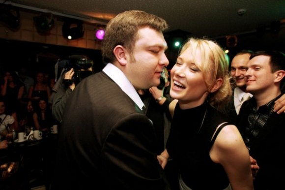 Ostapenka tvirtina mylįs moteris ir jokių gėjų draugystei neieškantis