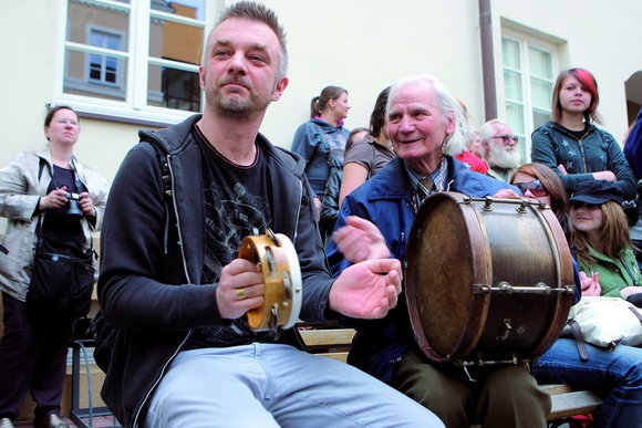 „Gatvės muzikos dienai“ nereikia didelių piniginių injekcijų, todėl ši šventė vyks, kas benutiktų.