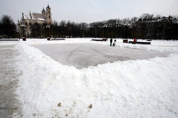 Čiuožykla Lukiškių aikštėje