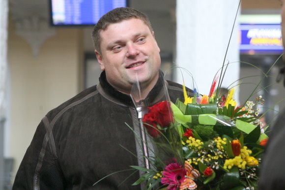 Į Lietuvą iš „Arnold Strongman“ varžybų JAV grįžo Ž.Savickas.