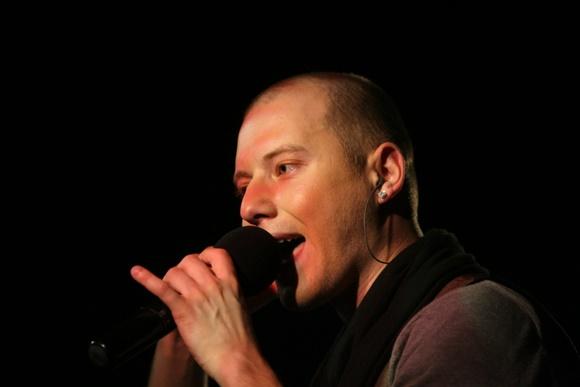 Žymė Sasha Song