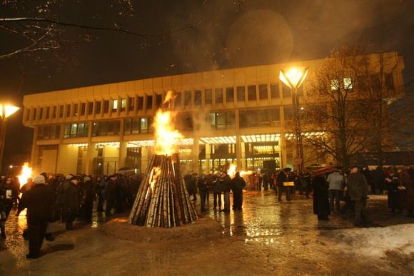 Žymė Nepriklausomybės aikštė (Vilnius)
