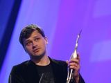 Juliaus Kalinsko/„15 minučių“ nuotr./Apdovanojimų akimirka