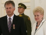 Juliaus Kalinsko/&bdquo;15 minučių&ldquo; nuotr./Apdovanojamas Rolandas Žalgevičius
