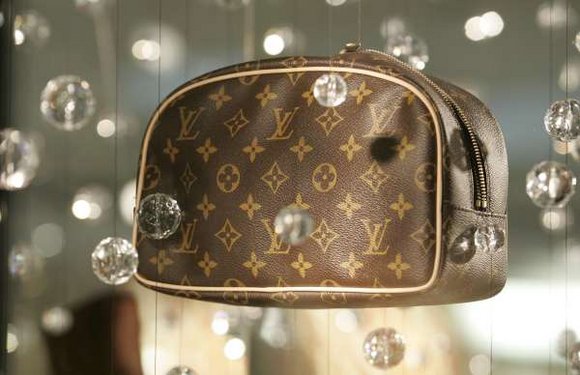 "Louis Vuitton" rankinė