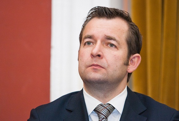 R.Vilpišauskas teigia, kad prezidento komanda nusiteikusi dirbti per laisvas dienas.