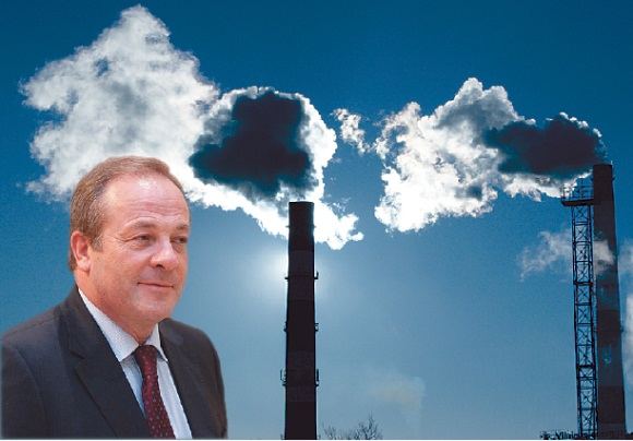 R.Adomavičius neįtikino partijos kolegų, kad būtina pratęsti sutartį dėl šilumos ūkio nuomos.