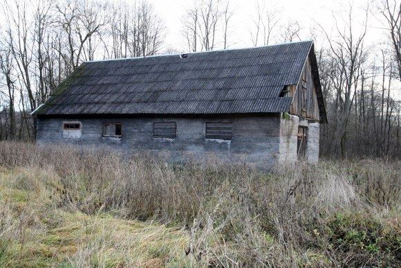 Buvusiose arklidėse ketinama laikyti dviračius, o vėliau – jas nugriauti.