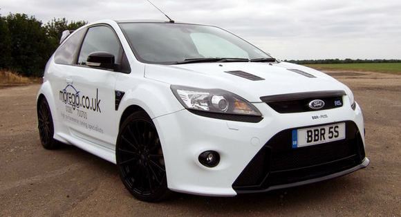 „Ford Focus RS Phase 4 by BBS“ išvysto 400 AG.