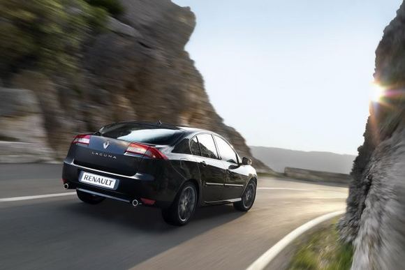 Atnaujinta „Renault Laguna“