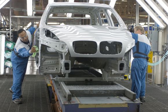 BMW gamykla