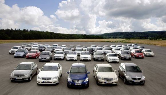 „Mercedes-Benz“ – išliekamosios vertės lyderiai
